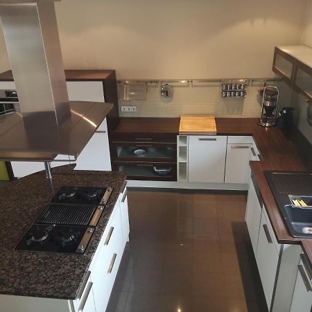 Апартаменты Haus Fleur Нойштадт-ан-дер-Вайнштрасе Экстерьер фото