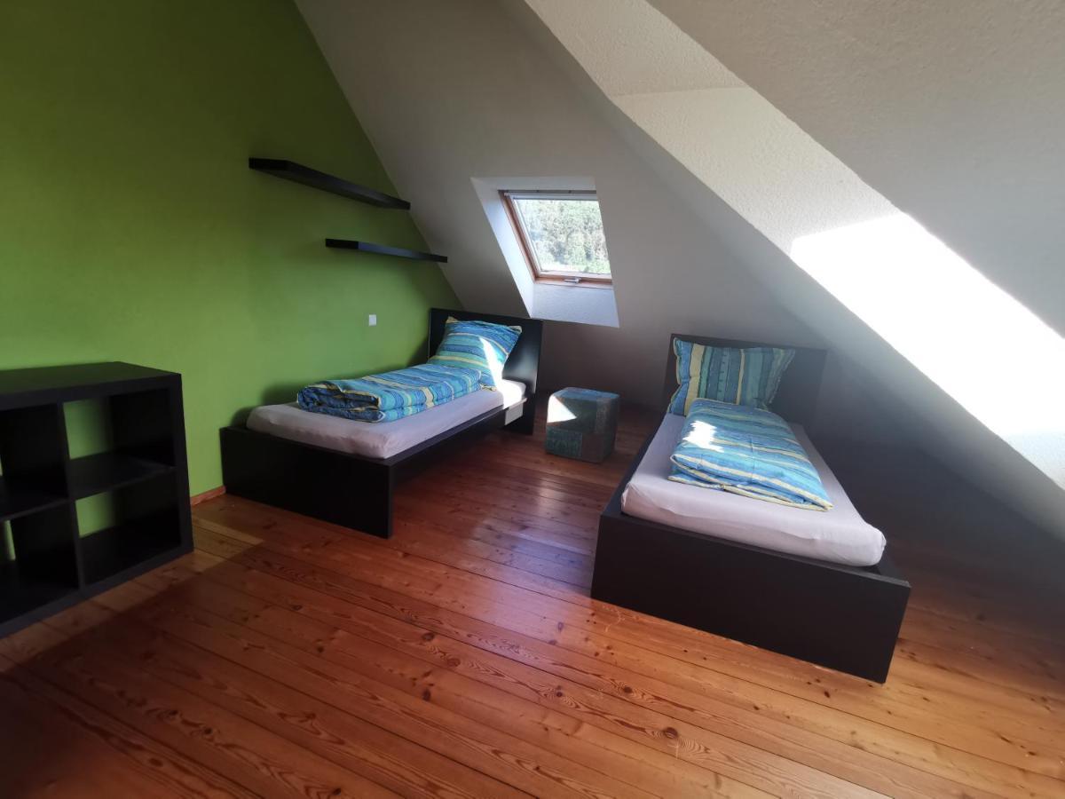 Апартаменты Haus Fleur Нойштадт-ан-дер-Вайнштрасе Экстерьер фото